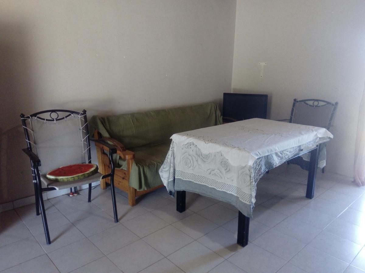 Agia Marina Studios, B Kalipadhon Luaran gambar